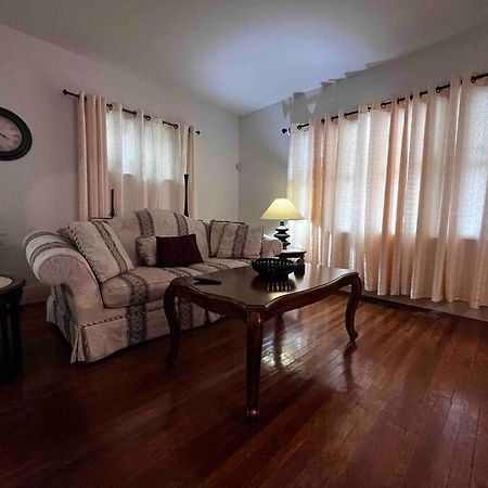 Comfortable 2-Bdrm Spacious Home With Wifi & Patio Indianapolis Kültér fotó