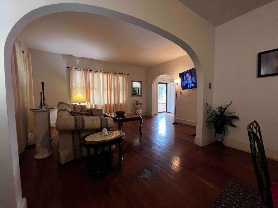 Comfortable 2-Bdrm Spacious Home With Wifi & Patio Indianapolis Kültér fotó