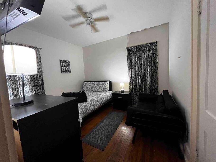 Comfortable 2-Bdrm Spacious Home With Wifi & Patio Indianapolis Kültér fotó
