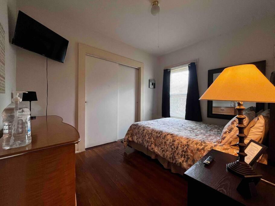 Comfortable 2-Bdrm Spacious Home With Wifi & Patio Indianapolis Kültér fotó