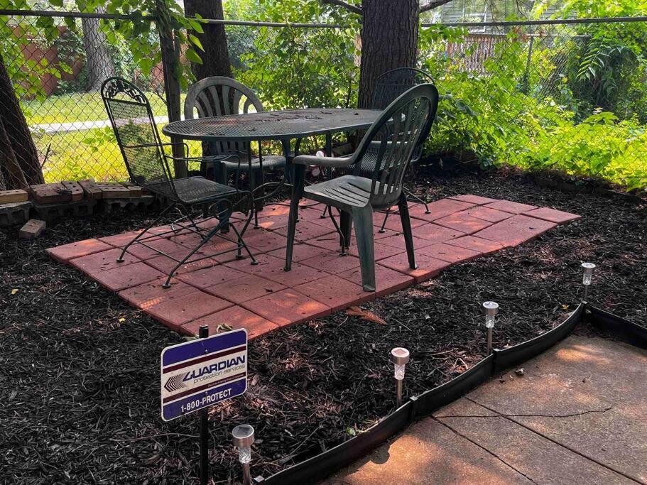 Comfortable 2-Bdrm Spacious Home With Wifi & Patio Indianapolis Kültér fotó