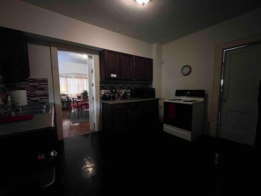 Comfortable 2-Bdrm Spacious Home With Wifi & Patio Indianapolis Kültér fotó